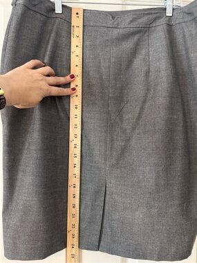 LOFT | Skirts | Loft Dark Gray Pencil Skirt | Poshmark